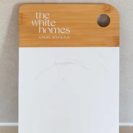 The White Homes Golfyfun Wh4 Vila *
